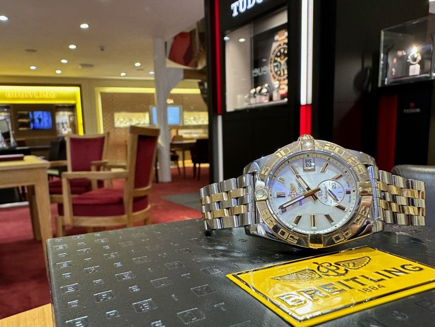 Breitling Galactic 36 Automatic C37330 Image 4